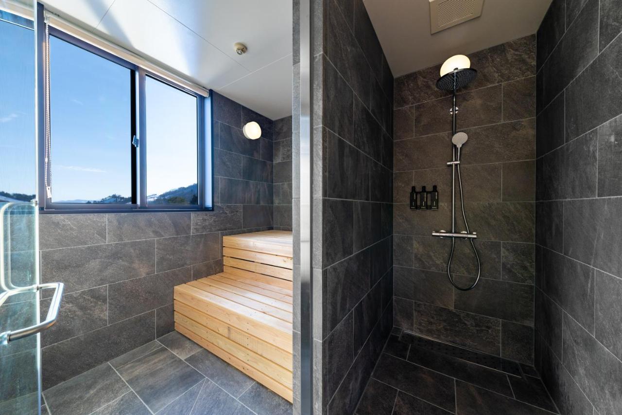 Roka By Hhg Aparthotel Hakuba Ngoại thất bức ảnh